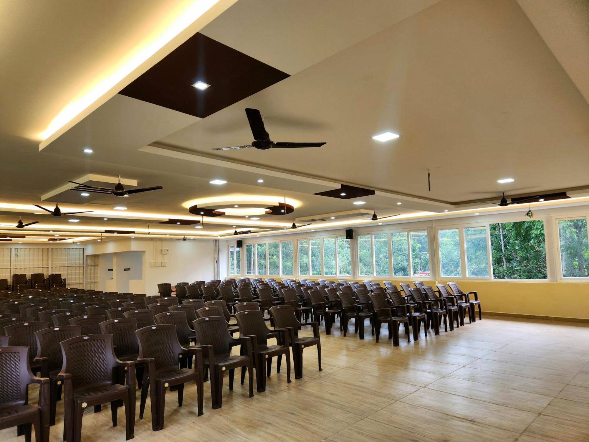 Krishnabhavan Resorts Yercaud Extérieur photo