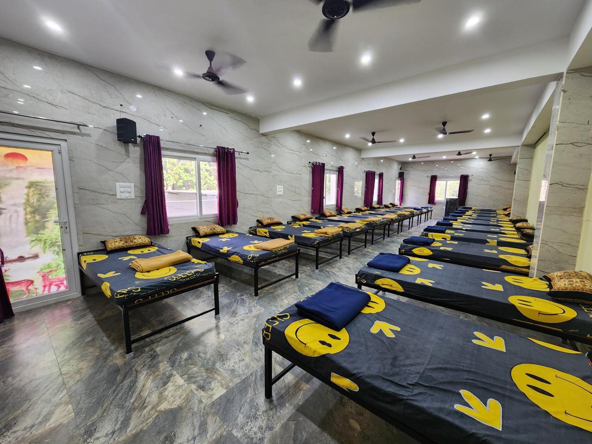 Krishnabhavan Resorts Yercaud Extérieur photo